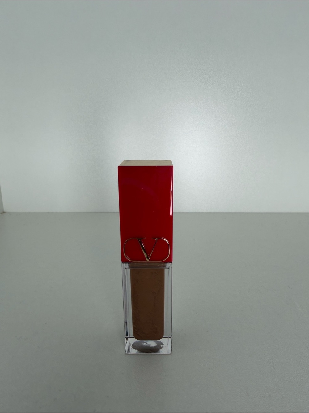 Valentino Very Valentino 24 Hour Wear Hydrating Concealer